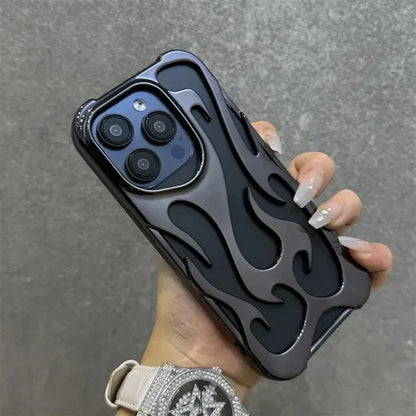 Capa para iphone com estampa de chamas